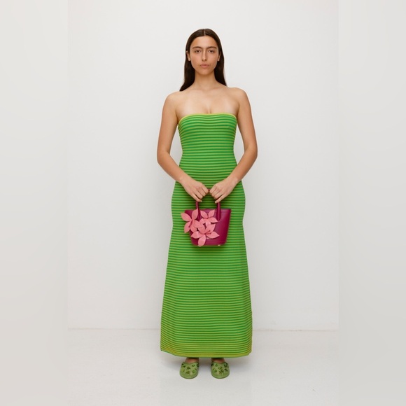 The Wolf Gang Viral ‘Sunmor’ Lime Knit Maxi Dress - Picture 3 of 15